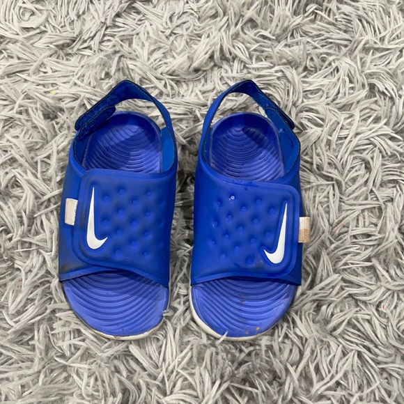 Nike Other - • Nike • Toddler Boy 7 Velcro Sandals Water Shoes